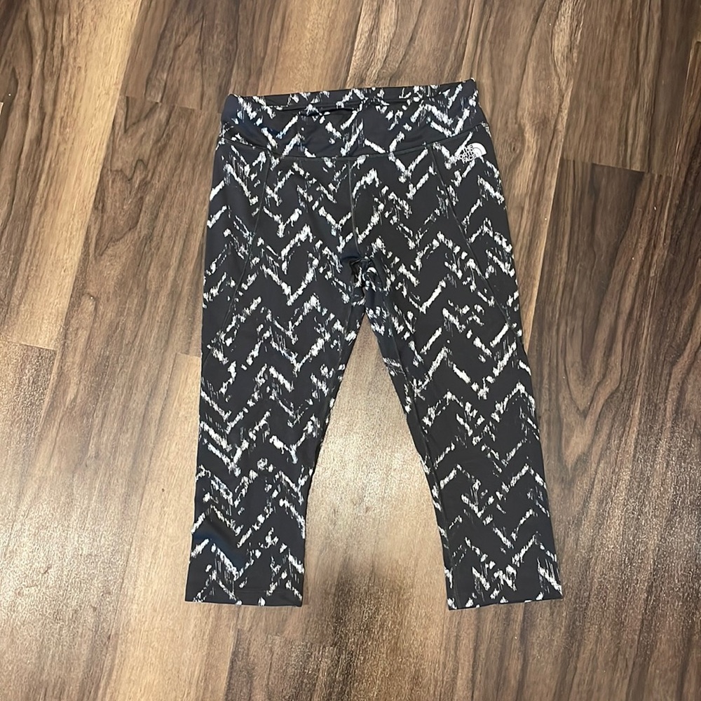 Gray and white cropped leggings by The North Face (M)